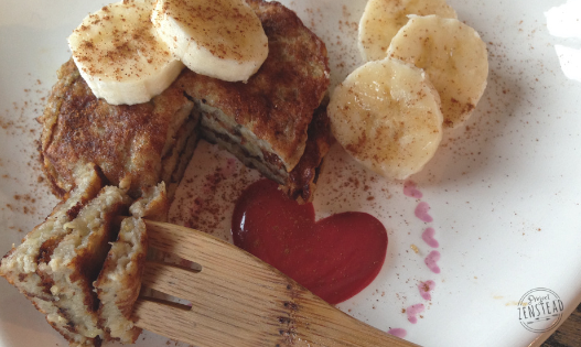 paleo banana pancakes