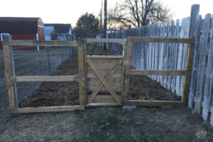 Behind the Scenes: March 2019 – Fence and gate for bee yard